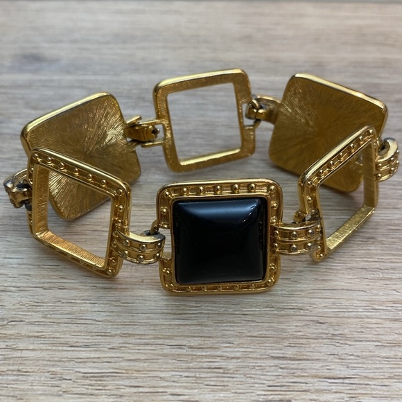 Vintage Monet Square Link Bracelet - Picture 3 of 7